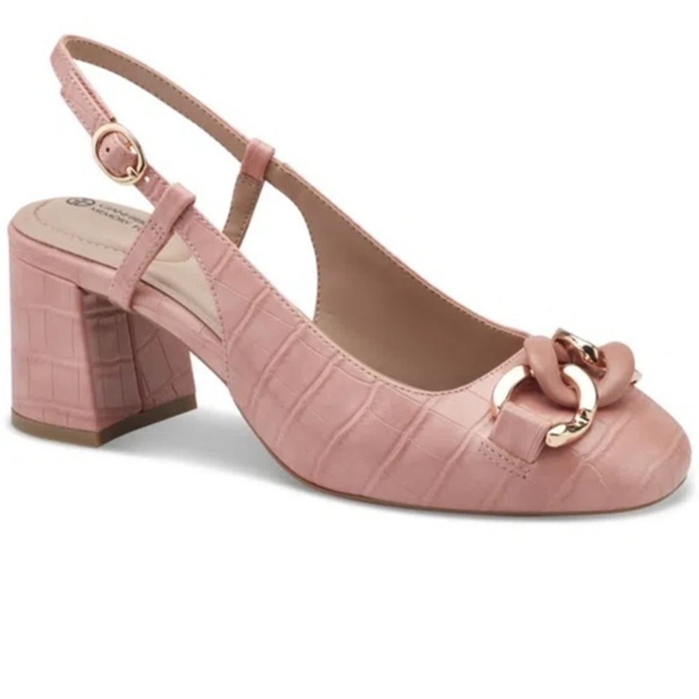 Giani Bernini Women's Tatiaa Memory Foam
Block Heel Slingback Pumps. NEW Size 7